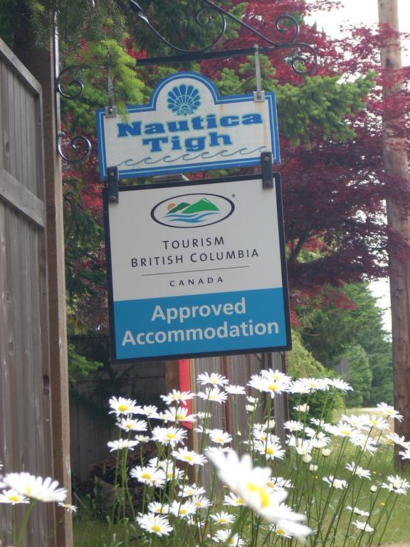 At Nautica Tigh Private Keypad Entrances Bed & Breakfast Qualicum Beach Dış mekan fotoğraf